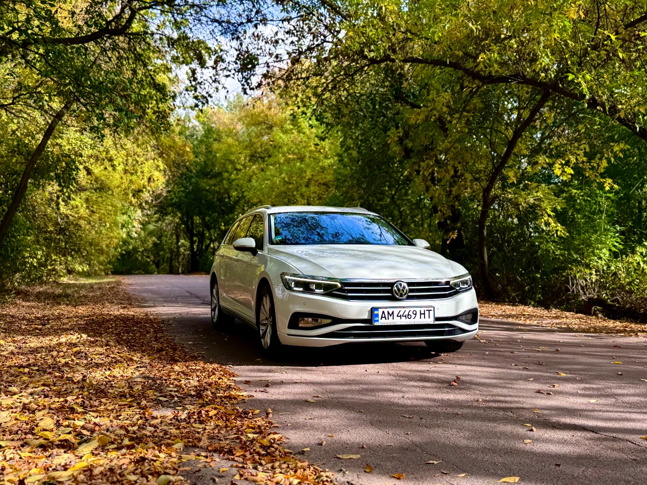 Volkswagen Passat - фото 11