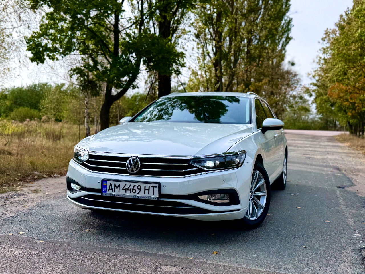 Volkswagen Passat - фото 13