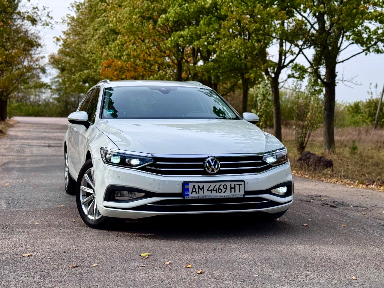 Volkswagen Passat - фото 21