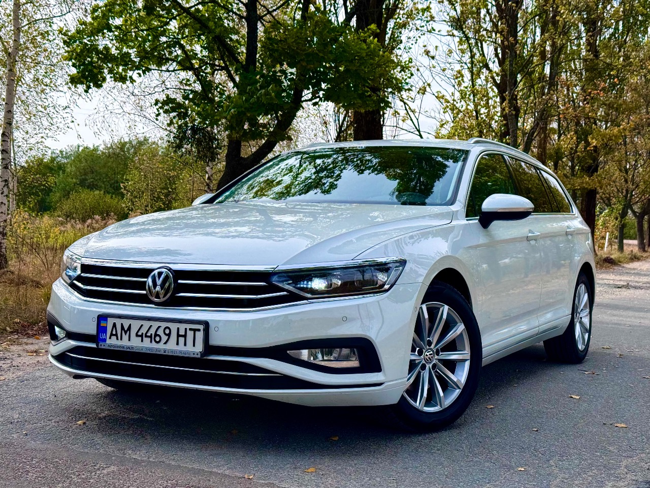 Volkswagen Passat - фото 18