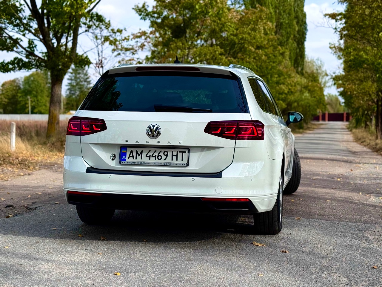 Volkswagen Passat - фото 22