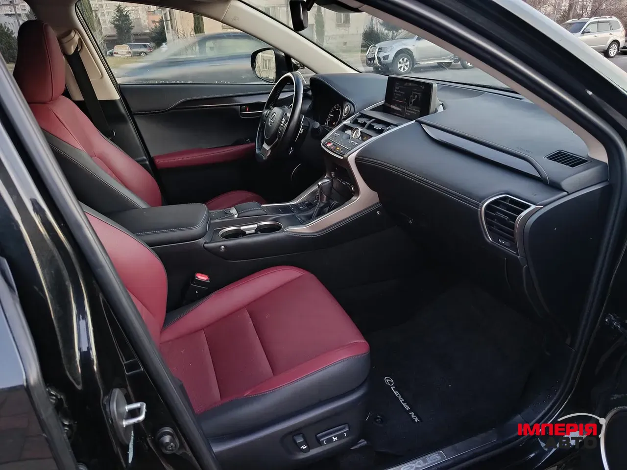 Lexus NX - фото 7