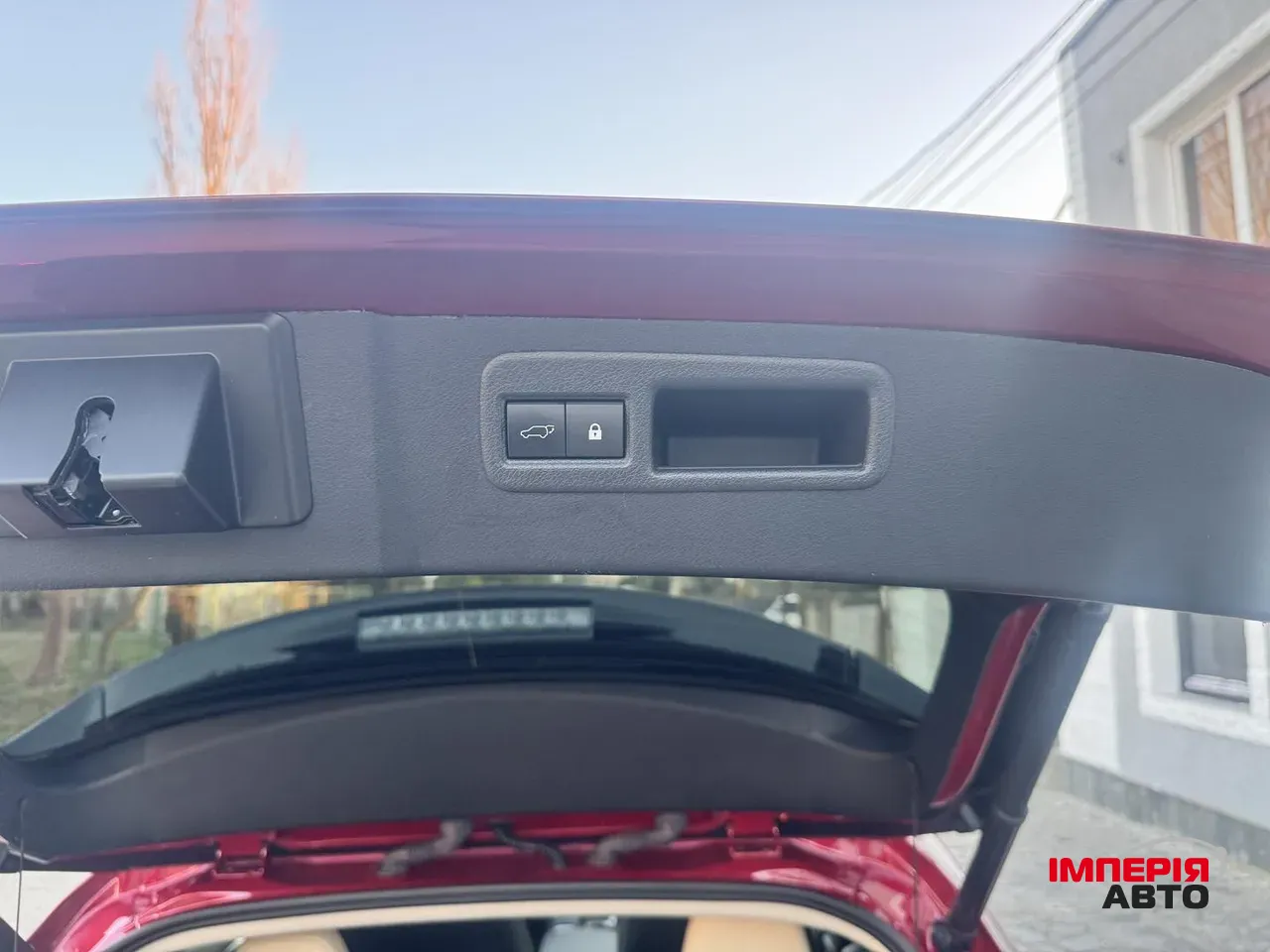 Lexus NX - фото 3