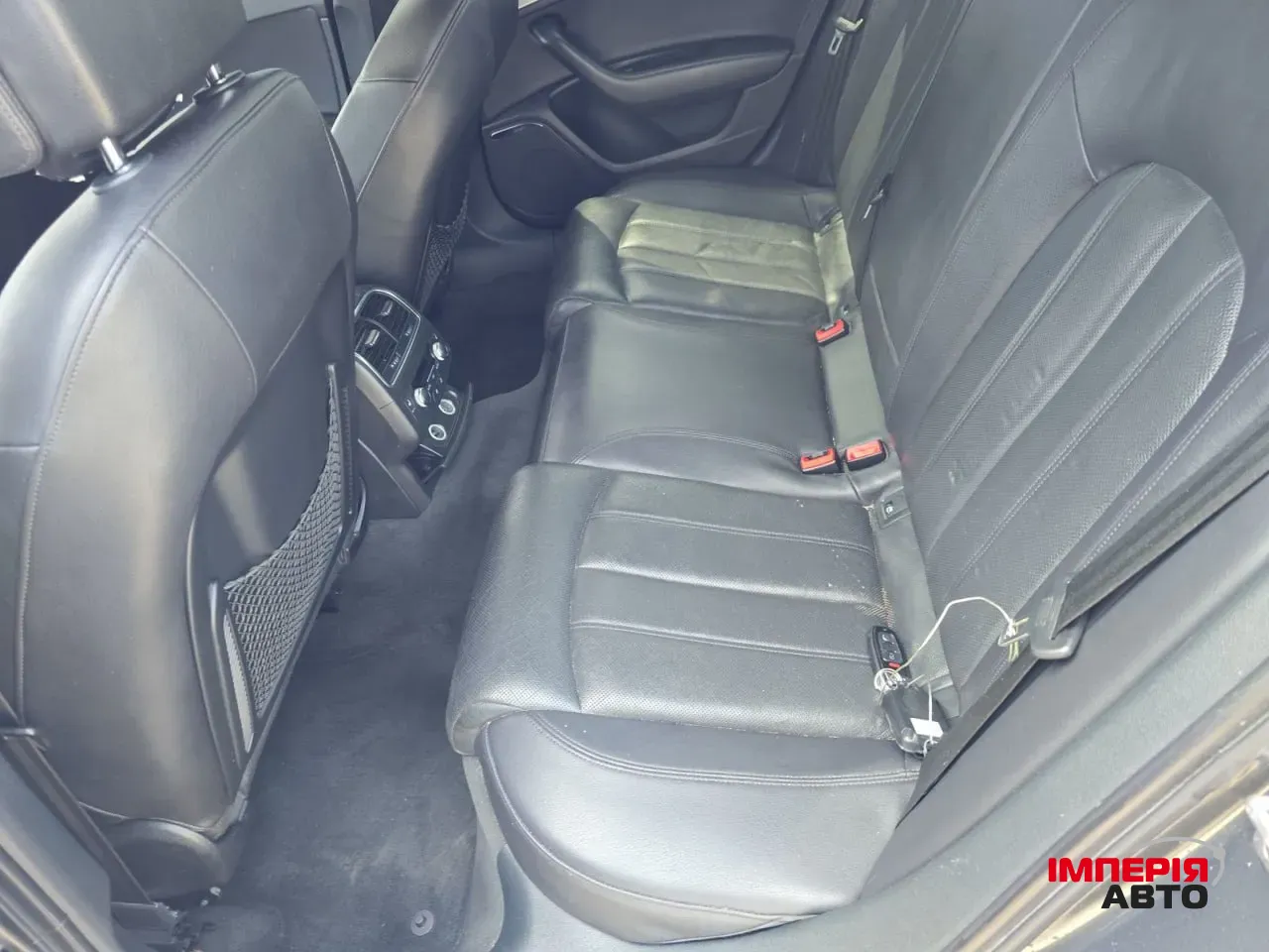 Audi A6 - фото 25