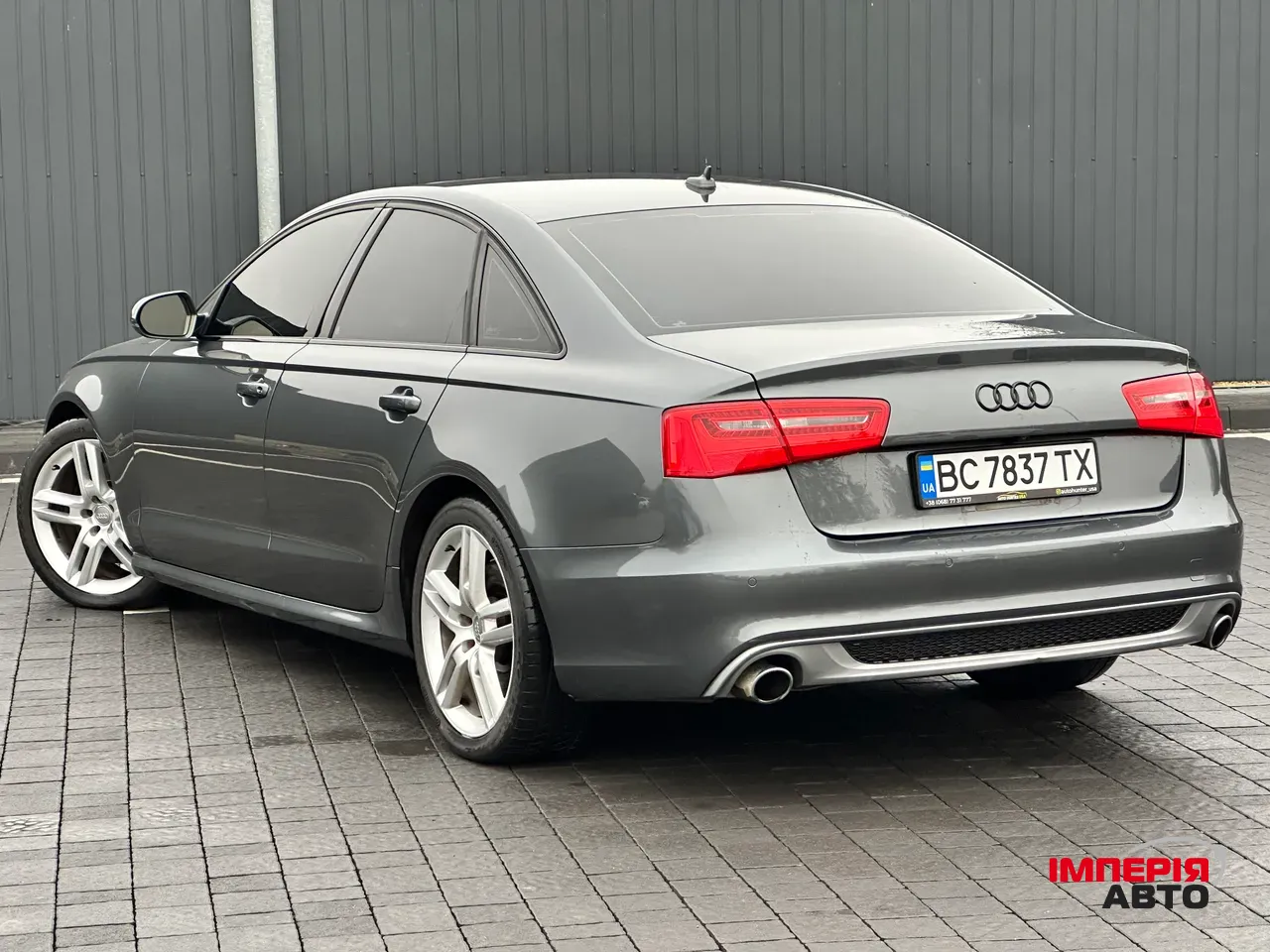 Audi A6 - фото 6