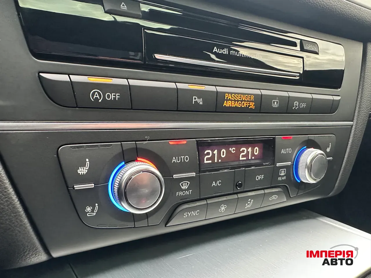 Audi A6 - фото 12