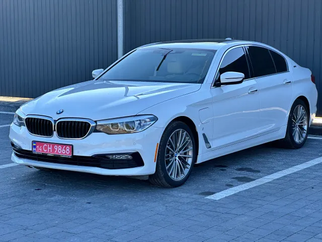 BMW 5 серії - фото 1