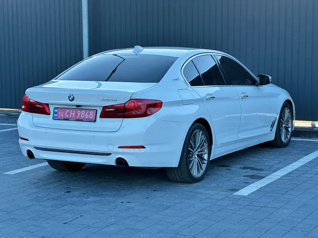 BMW 5 серії - фото 4