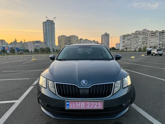 Skoda Octavia - фото 3