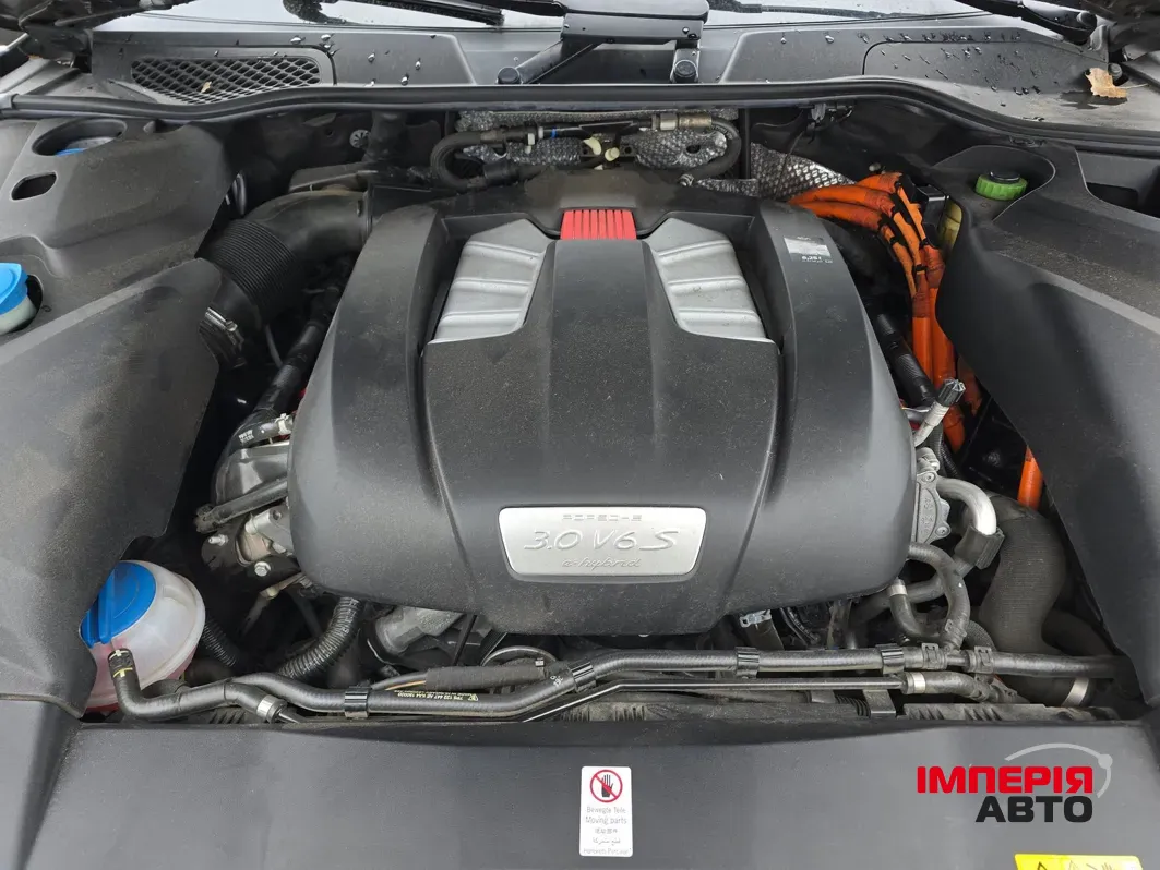 Porsche Cayenne - фото 15