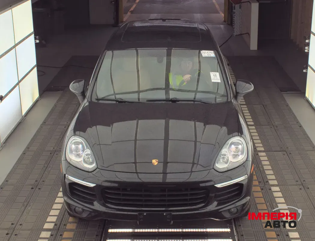 Porsche Cayenne - фото 3
