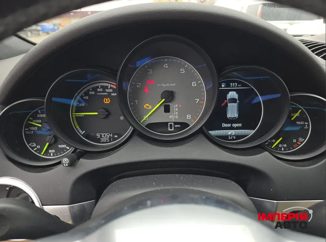 Porsche Cayenne - фото 14