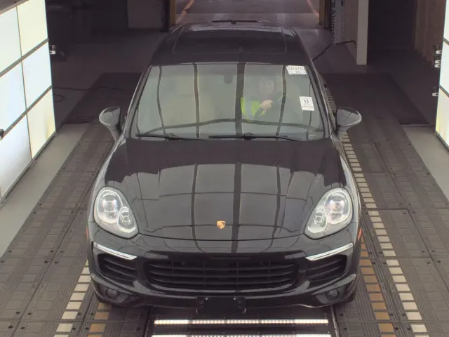 Porsche Cayenne - фото 3