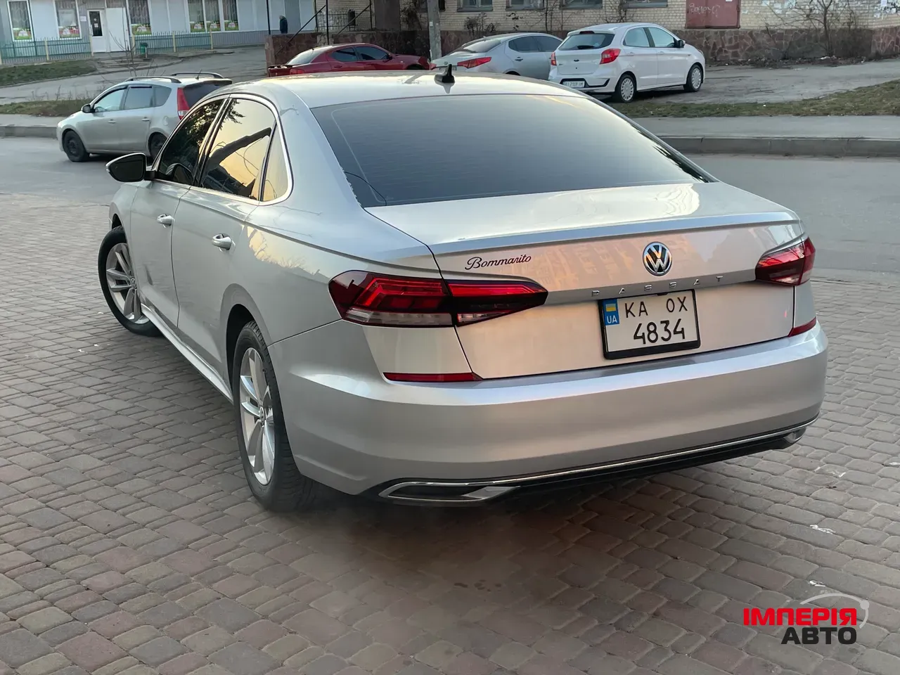 Volkswagen Passat - фото 7