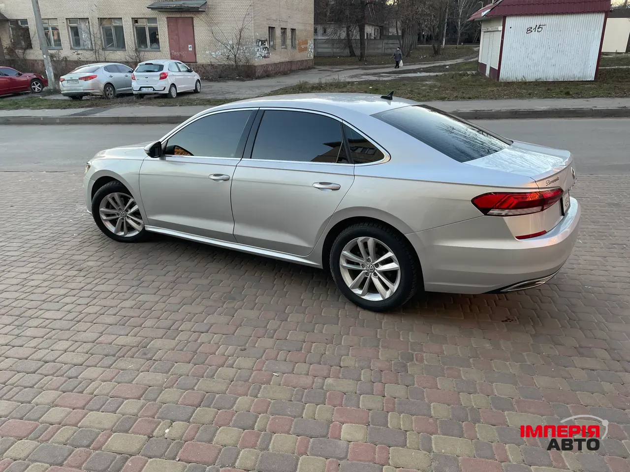 Volkswagen Passat - фото 8