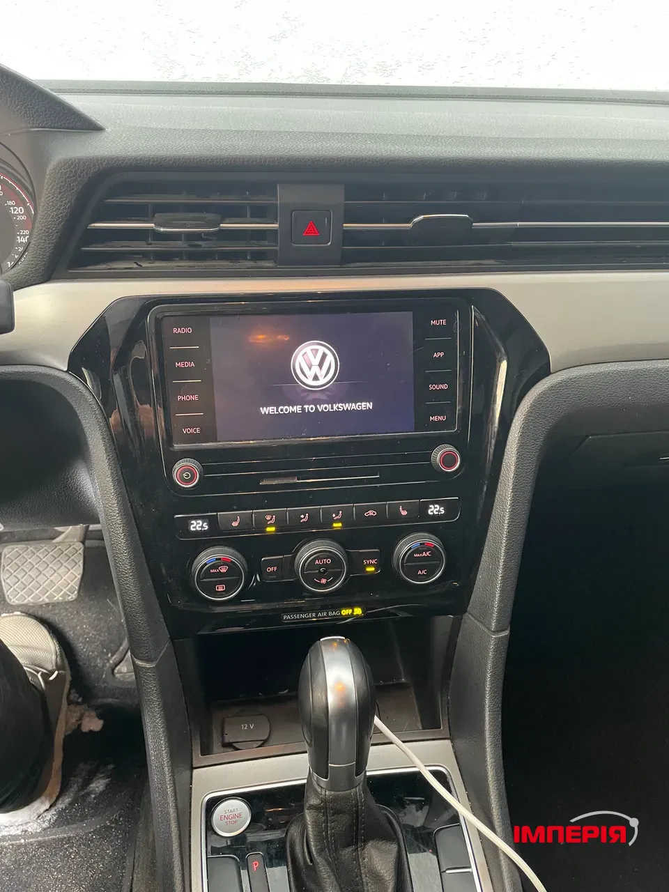 Volkswagen Passat - фото 11