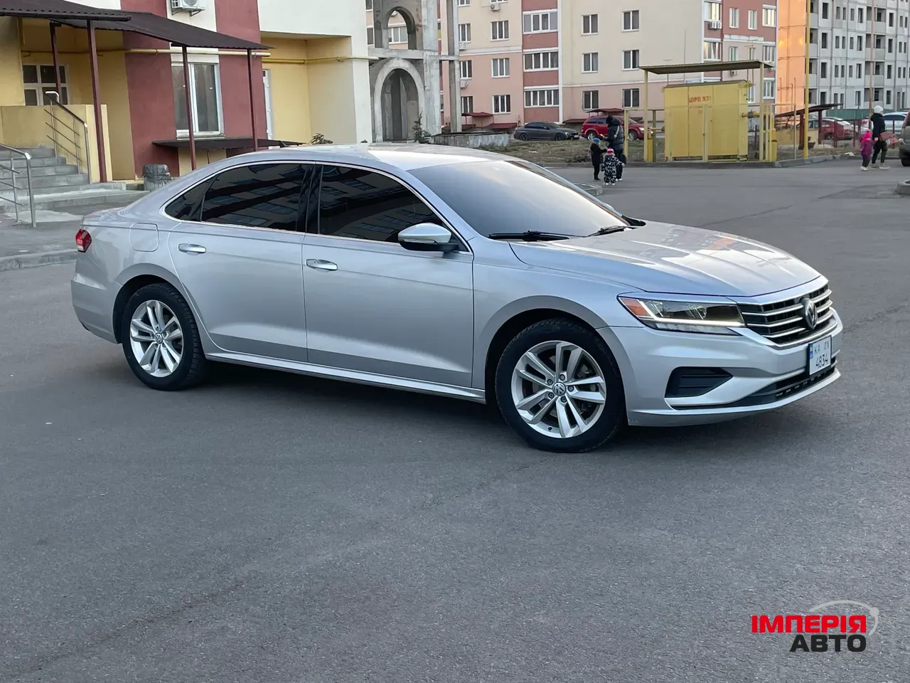 Volkswagen Passat - фото 4