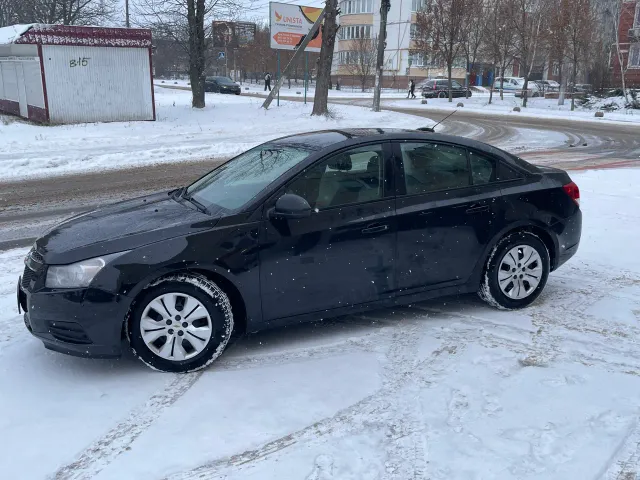 Chevrolet Cruze - фото 3