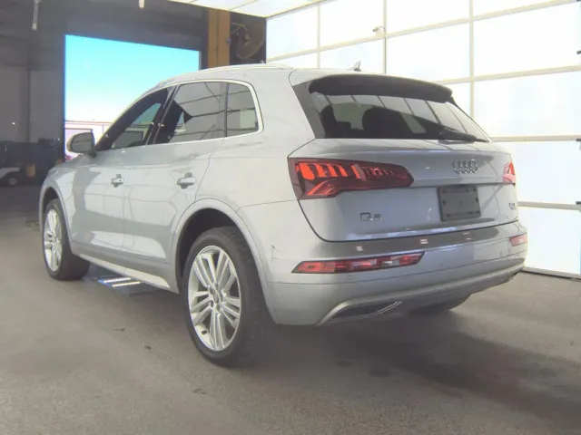 Audi Q5 - фото 5