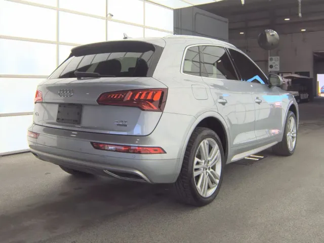 Audi Q5 - фото 4