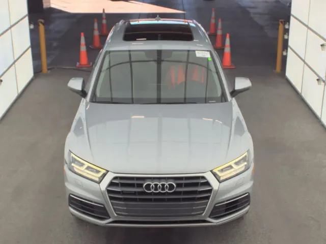 Audi Q5 - фото 3