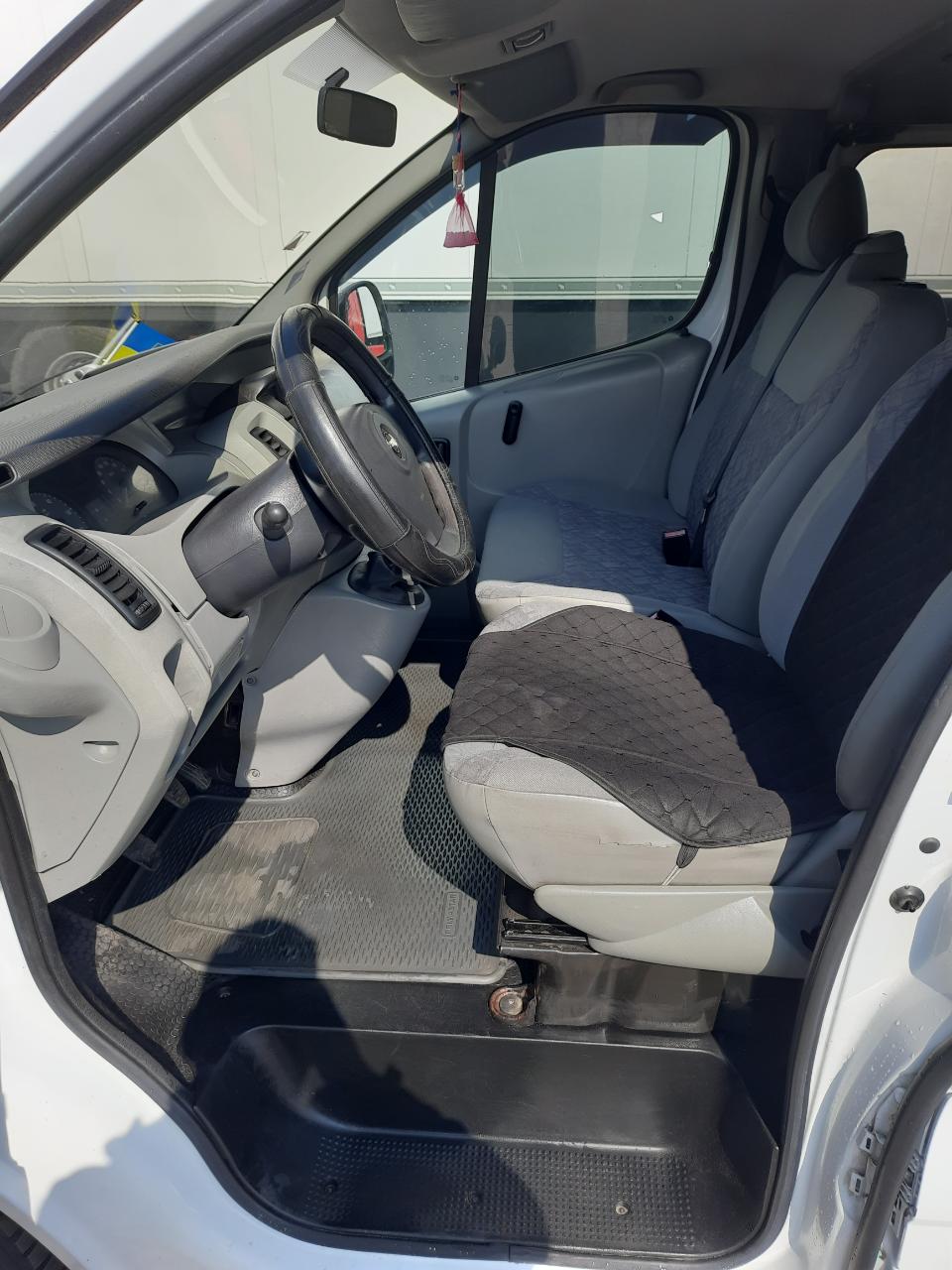 Opel Vivaro - фото 5