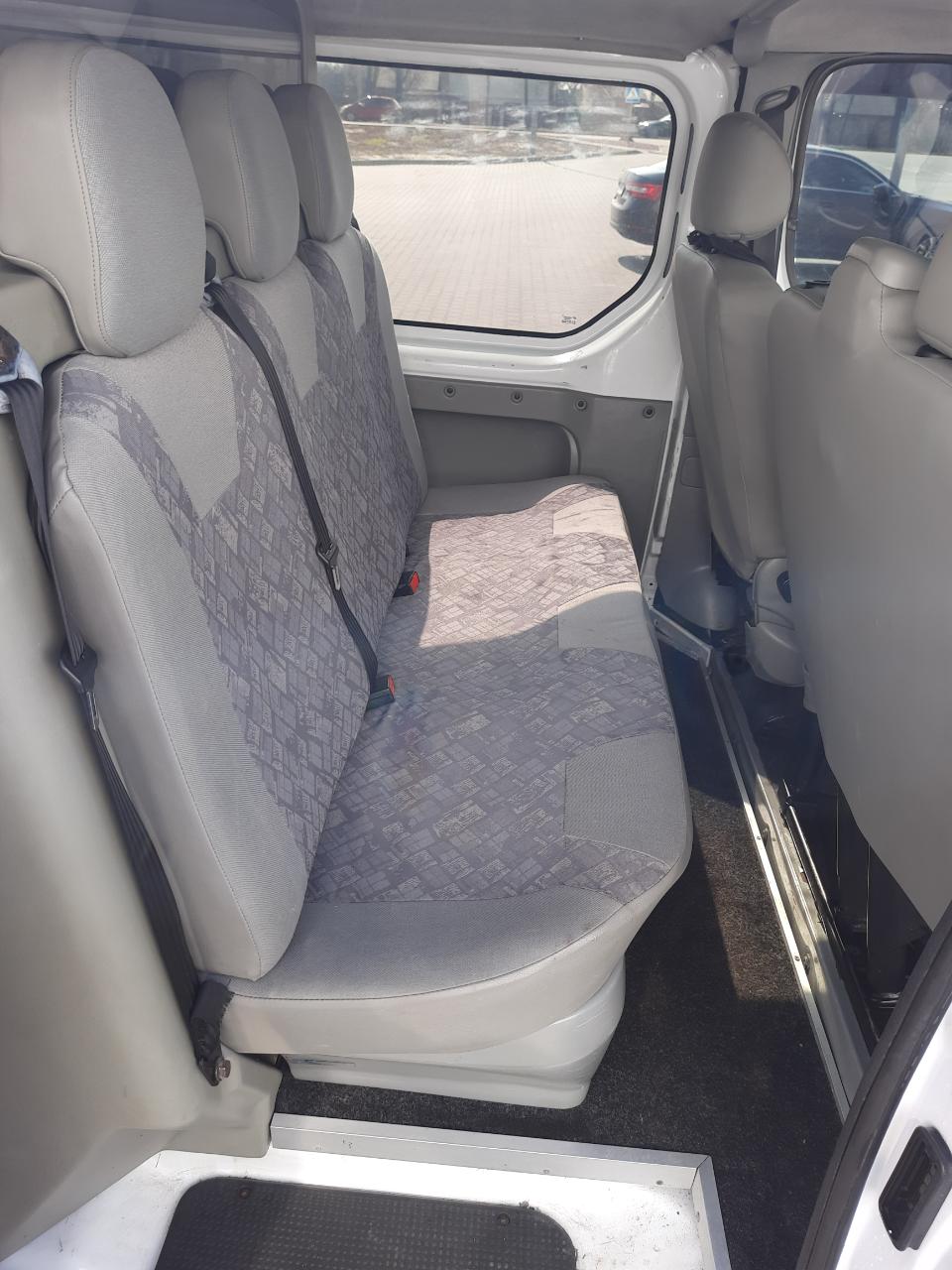 Opel Vivaro - фото 11