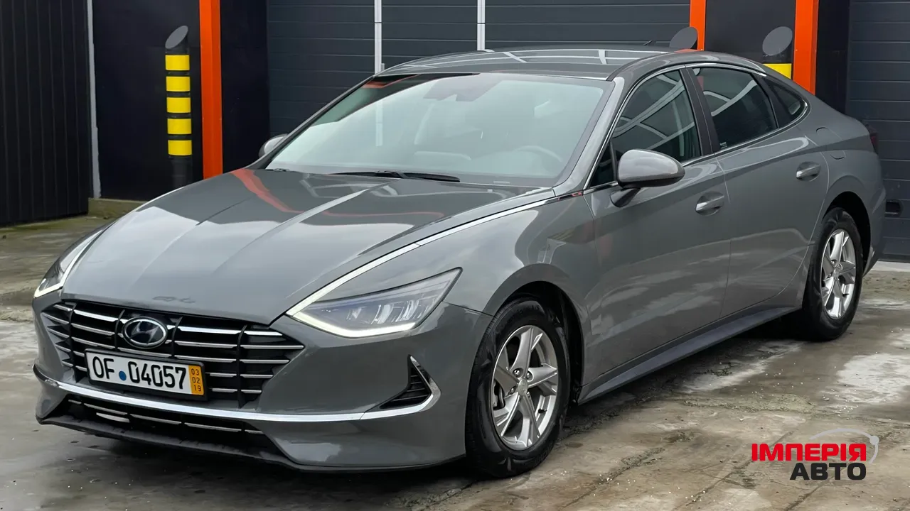 Hyundai Sonata - фото 1