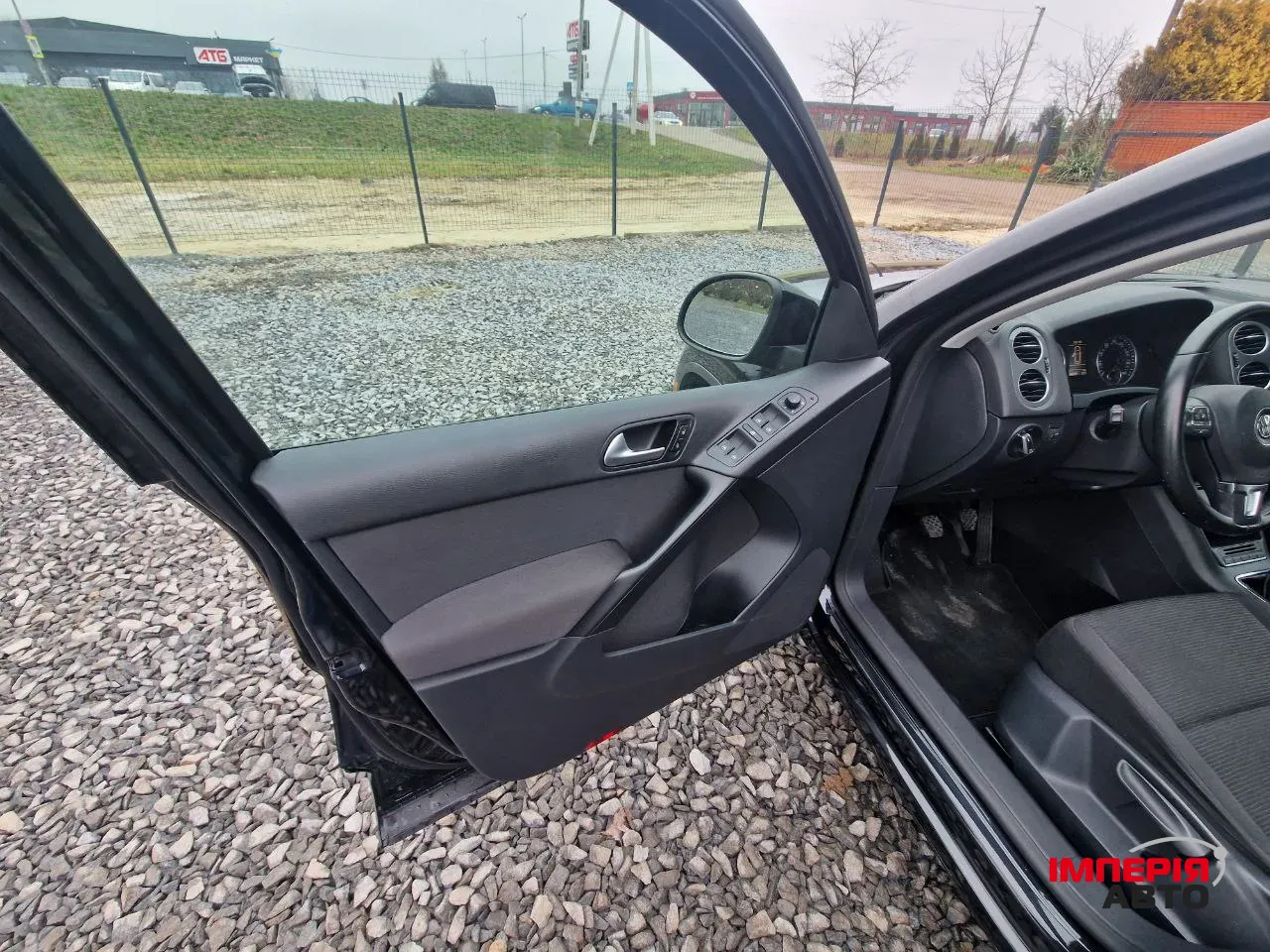 Volkswagen Tiguan - фото 15