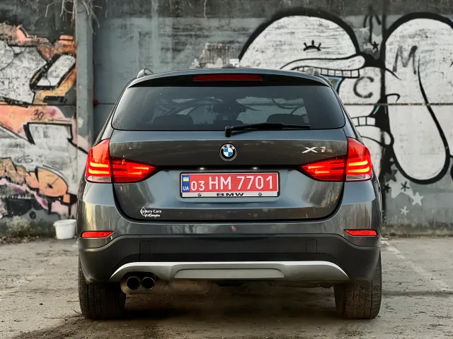 BMW X1 - фото 5