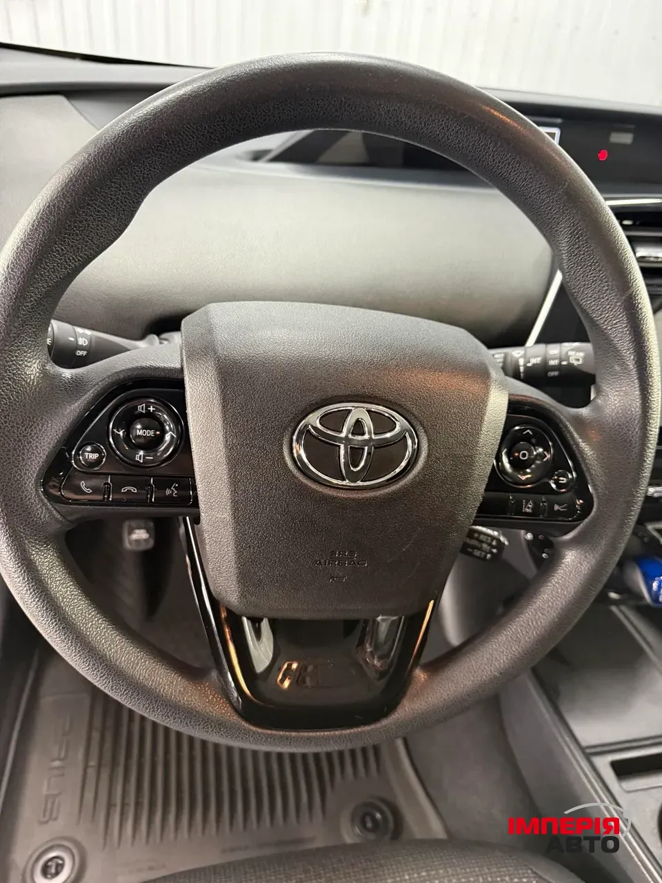 Toyota Prius - фото 3