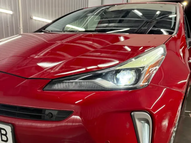 Toyota Prius - фото 2