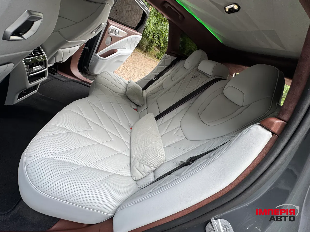 BMW XM - фото 30