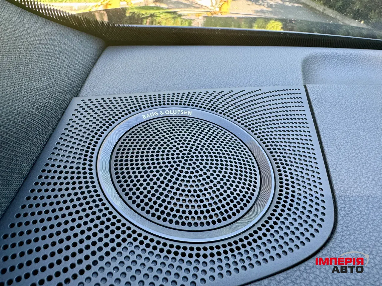 Audi SQ5 - фото 16