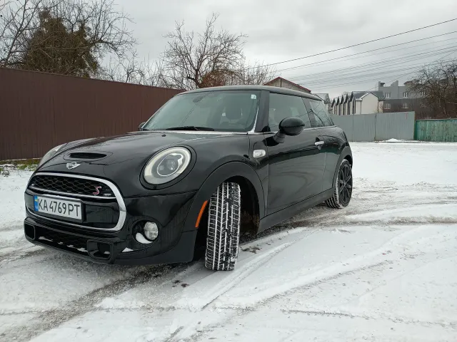 Mini Hatch - фото 1