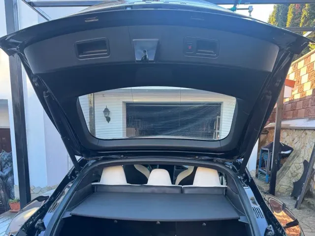 Tesla Model S - фото 3