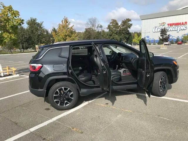 Jeep Compass - фото 5
