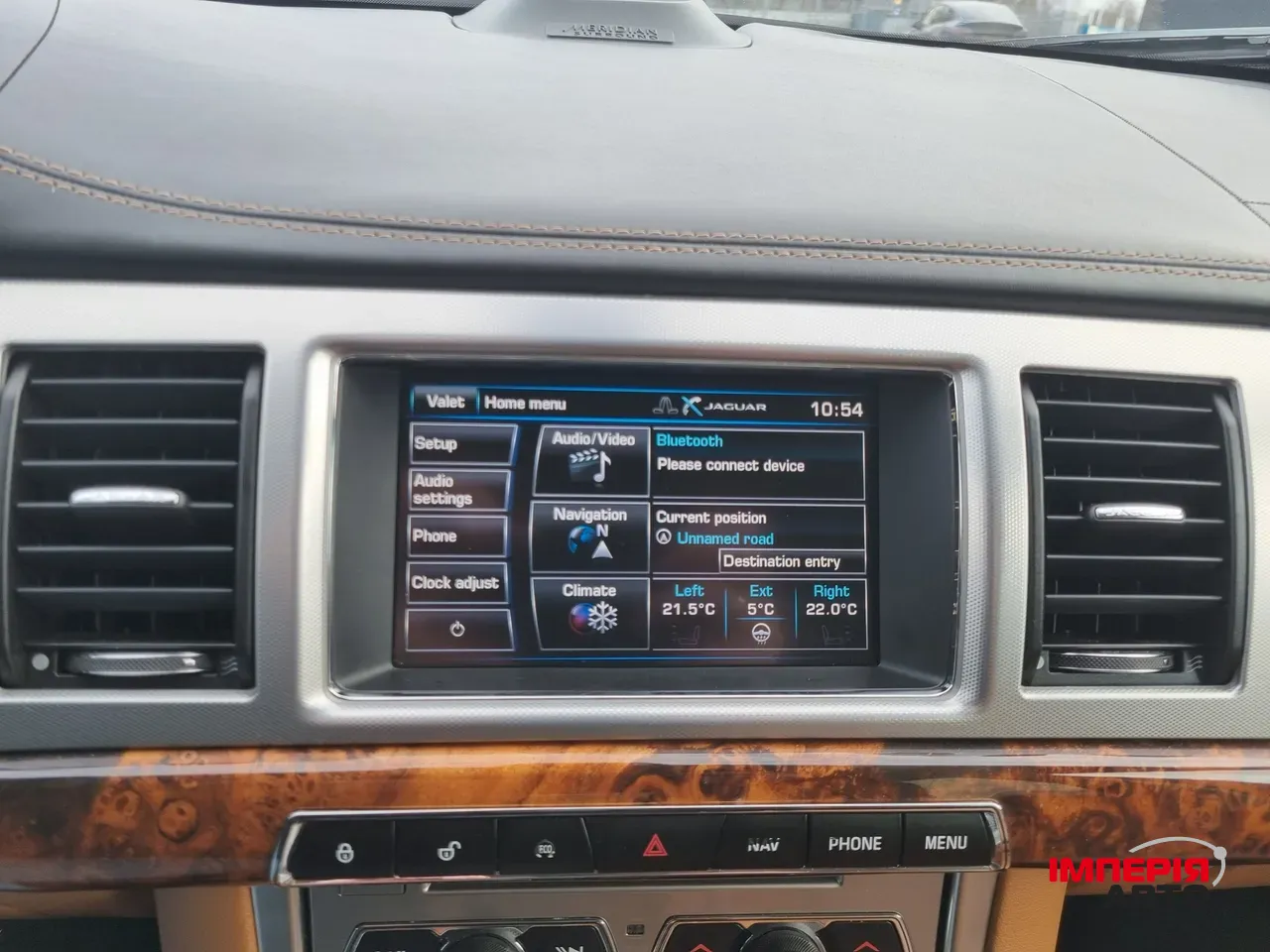 Jaguar XF - фото 50