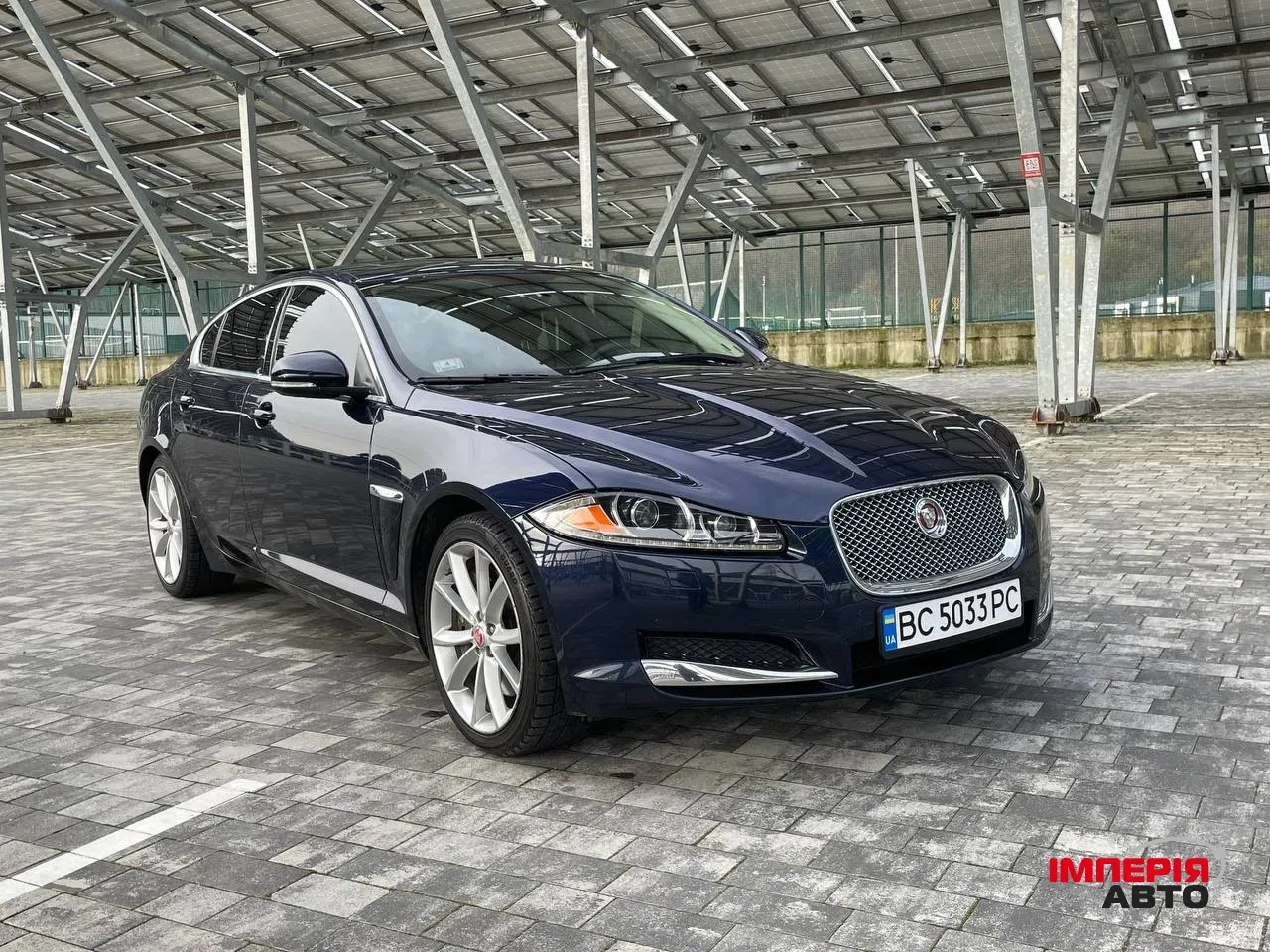 Jaguar XF - фото 8