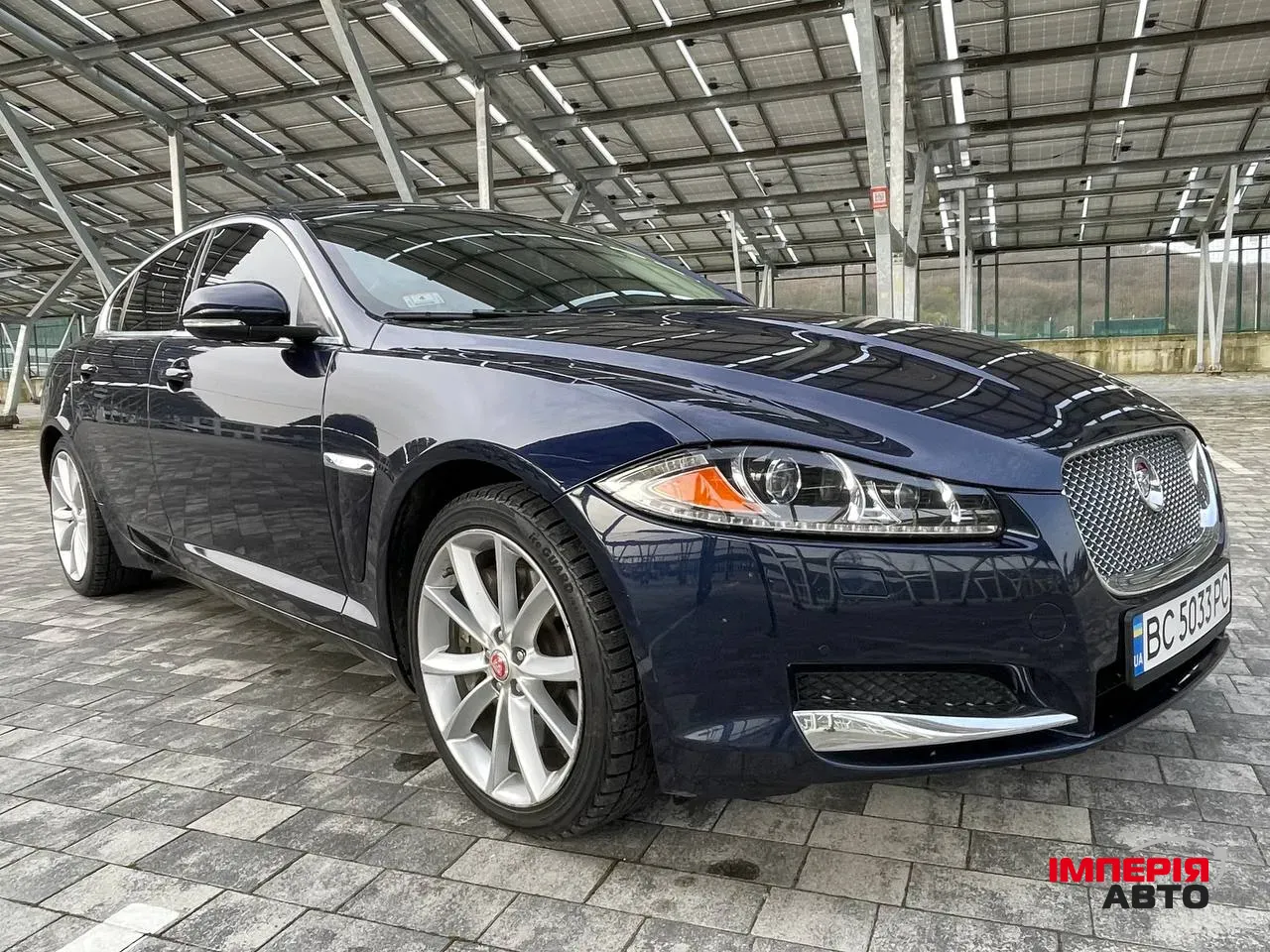 Jaguar XF - фото 10
