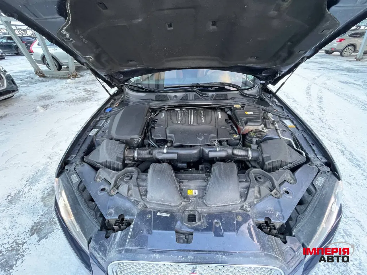 Jaguar XF - фото 60