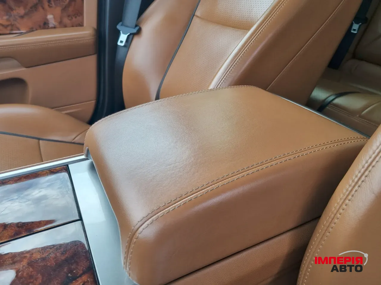 Jaguar XF - фото 28