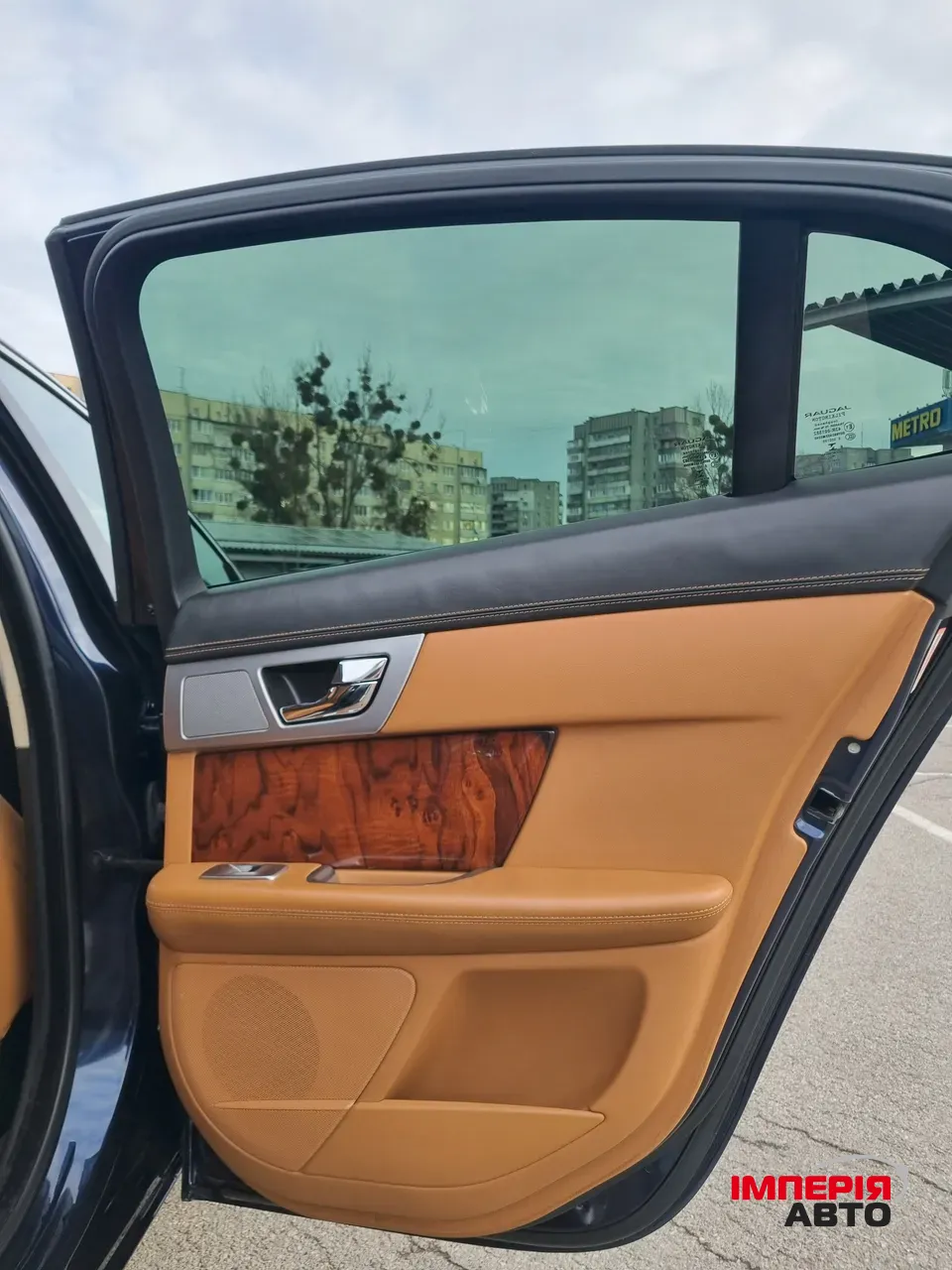 Jaguar XF - фото 33