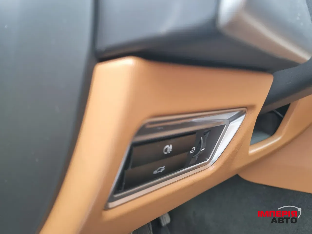 Jaguar XF - фото 36