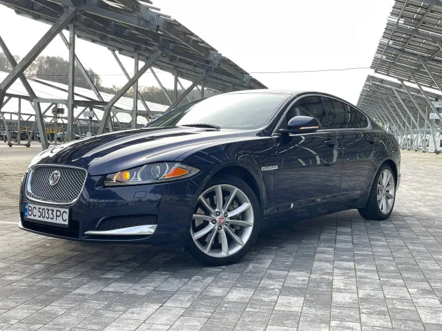 Jaguar XF - фото 3
