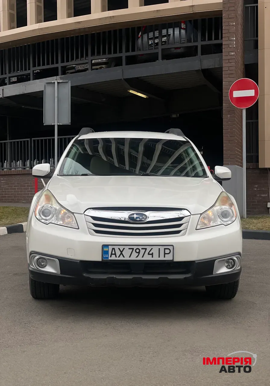 Subaru Outback - фото 2