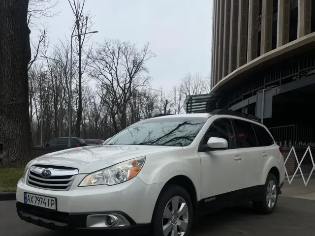 Subaru Outback - фото 3