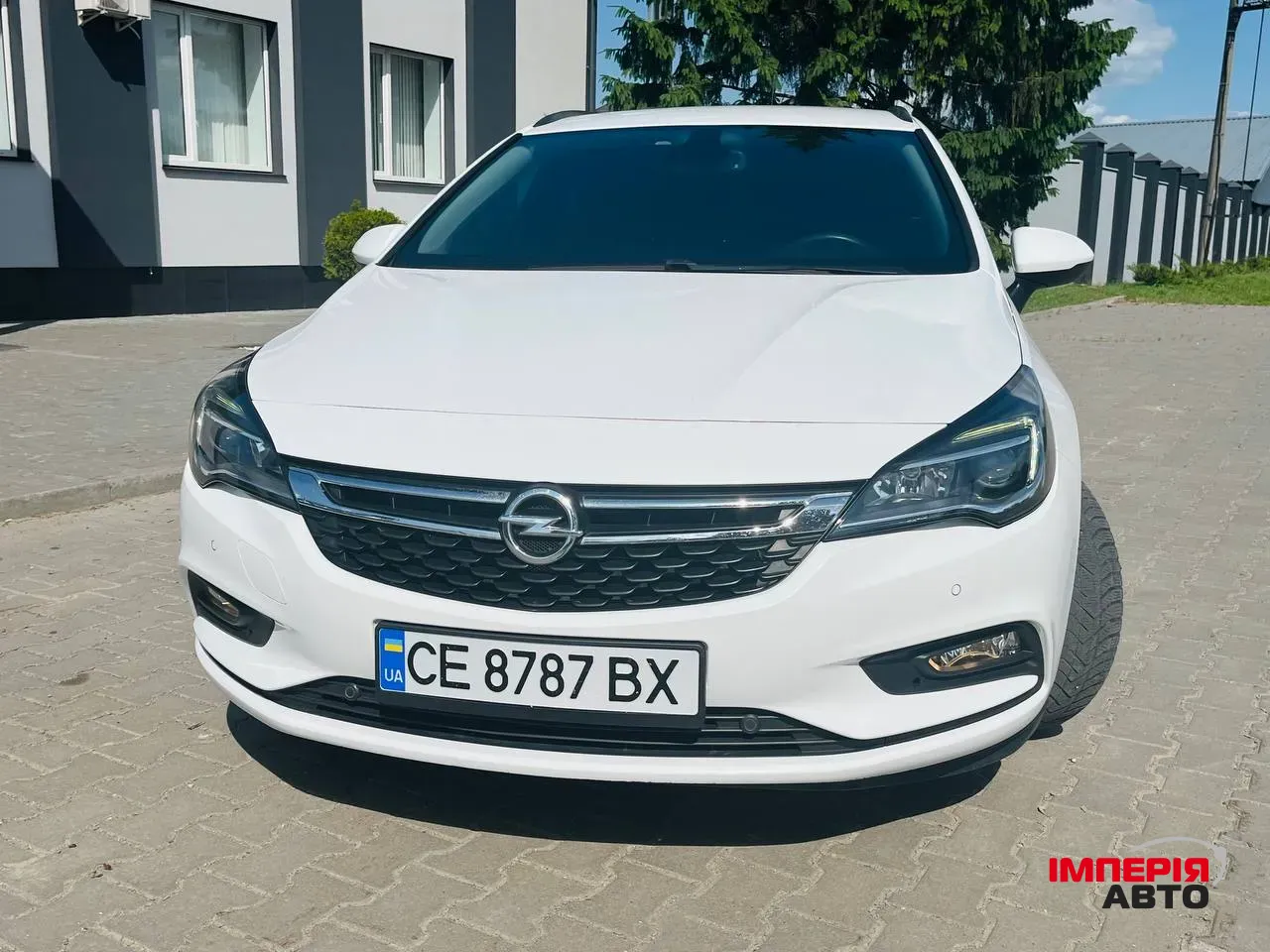 Opel Astra - фото 1