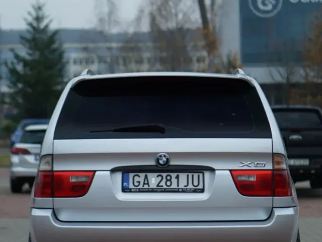 BMW X5 - фото 3