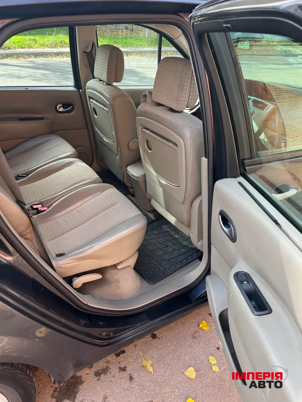 Renault Megane - фото 9